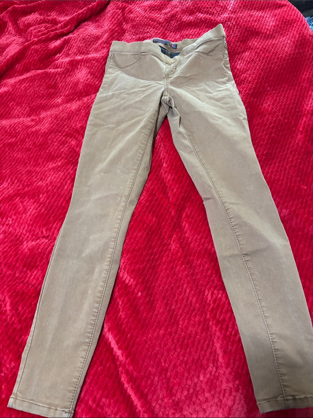 No Boundaries Straight Leg Pants in Khaki